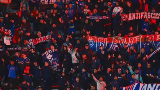 Quedan en libertad los 103 chilenos arrestados en el partido entre la U. de Chile e Independiente