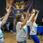 Adultos mayores y familias se reunieron para participar de gimnasia y zumba en el marco de aniversario de GES, Seremi de Salud Biobío