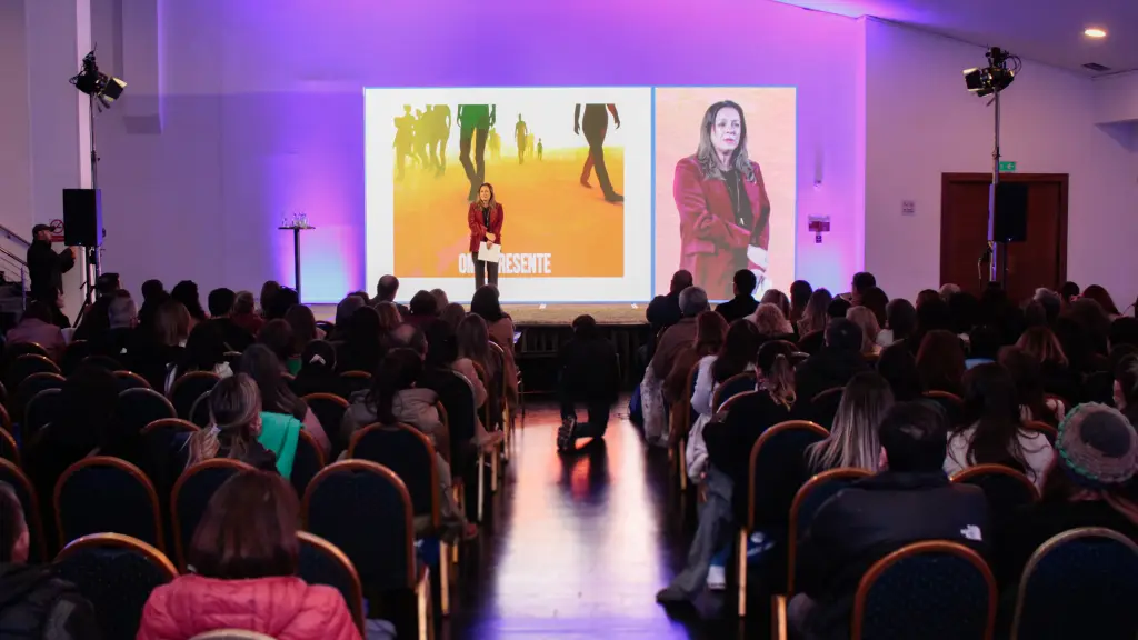 Durante la charla, hubo espacio para la reflexión acerca de lo relevante que es la detección precoz. / Andes Salud