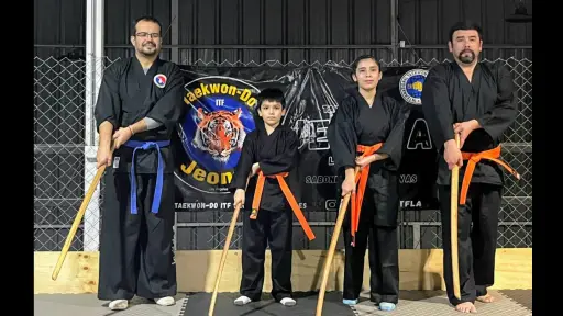 Gumdo, el estilo de espada coreano que conquista adeptos en Los Ángeles