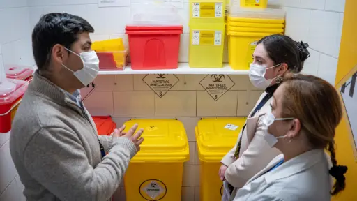 Manejo seguro de residuos: Autoridad Sanitaria realiza 114 inspecciones en recintos de salud del Biobío 