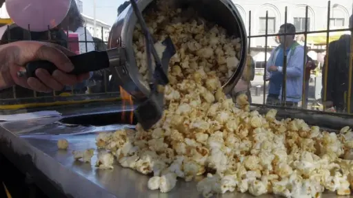 Palomeros de Los Ángeles invitan a gran entrega gratuita de palomitas para dar inicio al Mes de la Patria