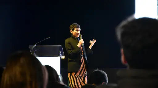 Cazú Zegers: Chile puede liderar economías circulares con madera industrializada