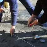 Jugadores en plena competencia demuestran la técnica y precisión que requiere este deporte nacional declarado patrimonio cultural, La Tribuna