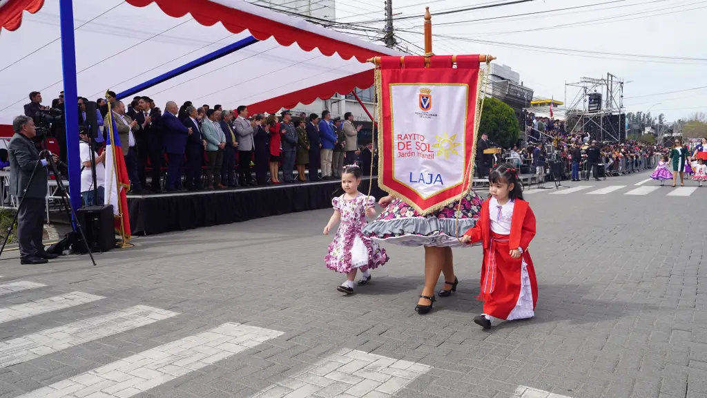Desfile Urbano en conmemoración de Fiestas Patrias Municipalidad de Laja | Municipalidad de Laja