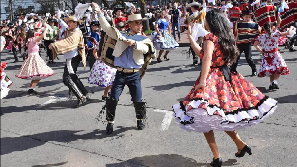 Chilenidad, Archivo La Tribuna