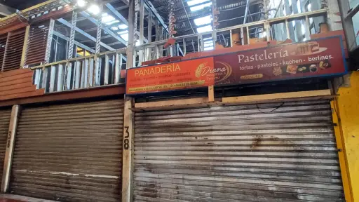 Vega Techada reabre tras incendio que afectó a cinco locales
