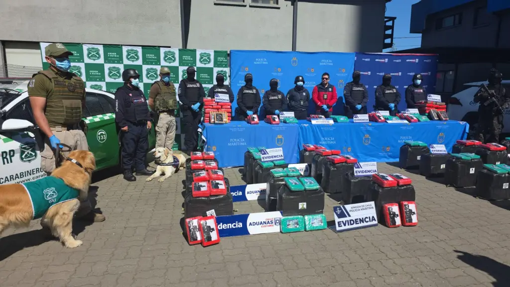 Incautan 850 kilos de marihuana en el Puerto de San Antonio, Policia de Investigaciones