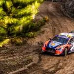 El estonio del Hyundai i20 N Rally1 superó por décimas a Rovanperä y Evans en la especial de prueba, WRC