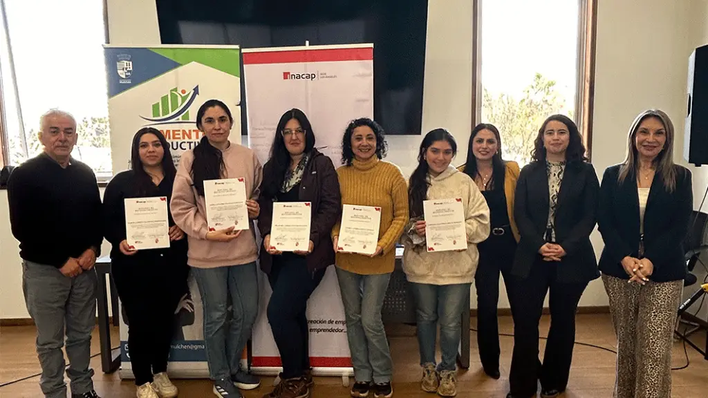 La directiva destacó la participación de los alumnos mentores de INACAP, pertenecientes a la carrera de Ingeniería en Administración, destacando su compromiso y profesionalismo.
