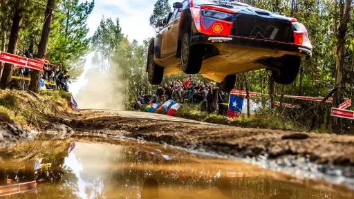 Ott Tänak brilla en el Rally Chile Biobío, pero abandona tras liderar tramos clave