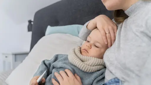 Alerta epidemiológica por aumento de casos de coqueluche: expertos refuerzan llamado a la vacunación