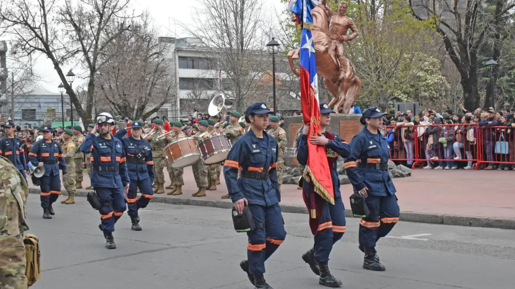 Desfile Los ´Ángeles / La Tribuna
