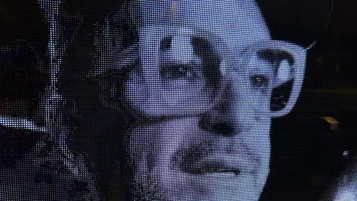 Jorge Alís Conquista Los Ángeles con Nos Están Cagando en un Exitoso Show en Four Points by Sheraton