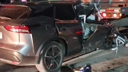 Dos muertos deja accidente en avenida Las Industrias, en Los Ángeles