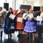 Seis mujeres fueron homenajeadas por su aporte a la cultura y la comunidad en el marco del Día Internacional de la Mujer Indígena.