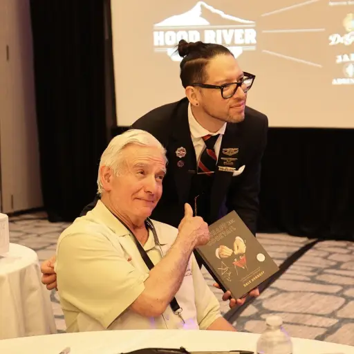 Felipe junto al famoso bartender creador del  / cedida