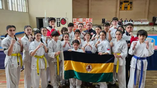 Karatecas de Mulchén suman 27 medallas en Torneo Nacional de Angol y alistan viaje a Brasil