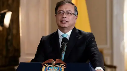 EEUU retira la visa a Gustavo Petro tras llamado a soldados a desobedecer órdenes de Trump