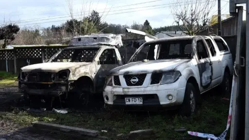 Ataque armado en Ercilla termina con dos vehículos y una bodega incendiados