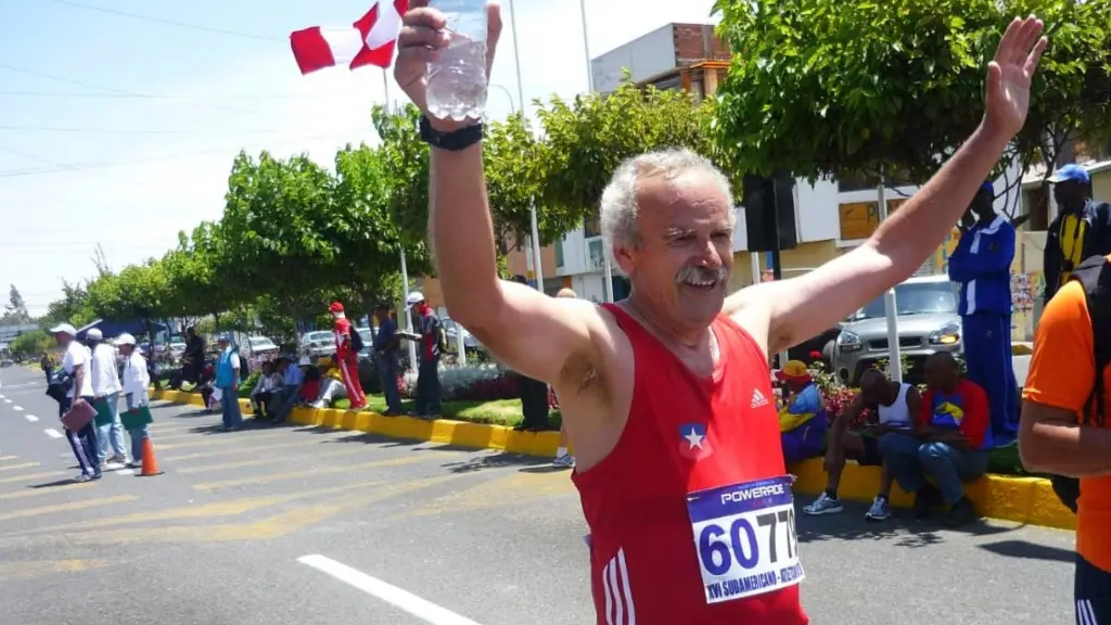 Alejandro Bustamante debutó el 2025 con tres títulos en lanzamiento de bala, martillo y jabalina en el Torneo Aniversario Máster del Complejo Ñielol, La Tribuna