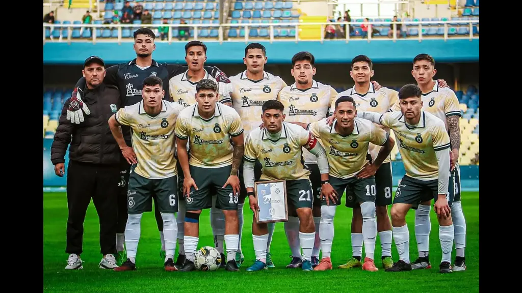 Con camiseta alternativa, Comunal Cabrero se paró de igual a igual ante Deportes Concepción, La Tribuna