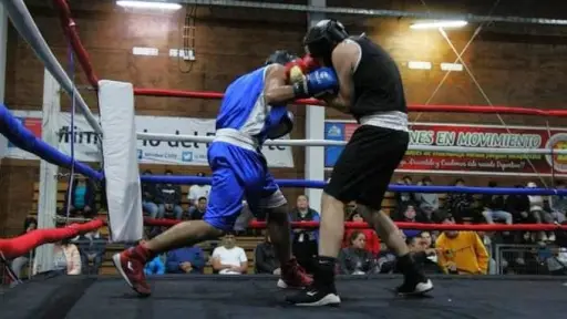 Club de Boxeo Los Ángeles retoma su velada tras un año de receso