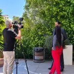 Javier Zapata en su visita a la zona porteña, donde fue entrevistado por Univisión, el principal canal latino que se transmite en Estados Unidos y Centroamérica., cedida