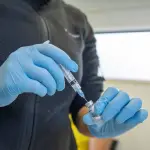 Las personas que lo requieran, aún pueden poner al día su inmunización en los centros de salud más cercanos a su domicilio., Seremi de Salud Biobío