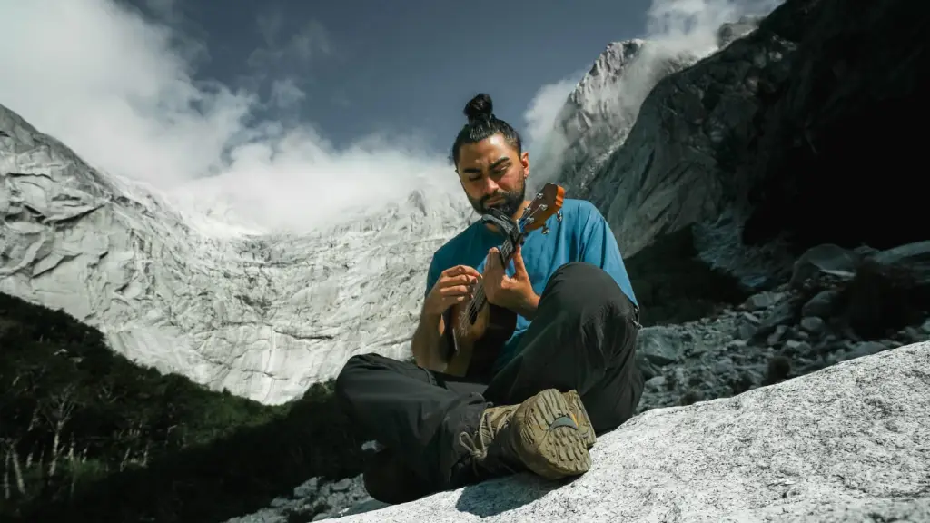 Al hablar su primer acercamiento con el mundo musical, el cantante no dudó en nombrar a quién fue su primer referente. , Gentileza