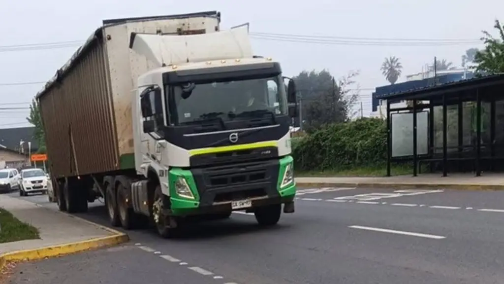 Brigadas de la empresa eléctrica se encuentran trabajando para reestablecer el servicio, RRSS