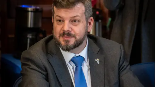 Reunión de dos horas selló el primer acercamiento formal entre Kaiser y equipo de Kast