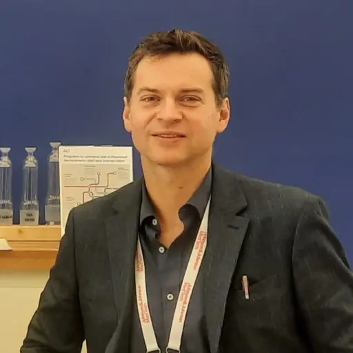 Francisco Verdugo, PhD en ciencias y CEO de LiveMatrix Biotech / La Tribuna de la Innovación