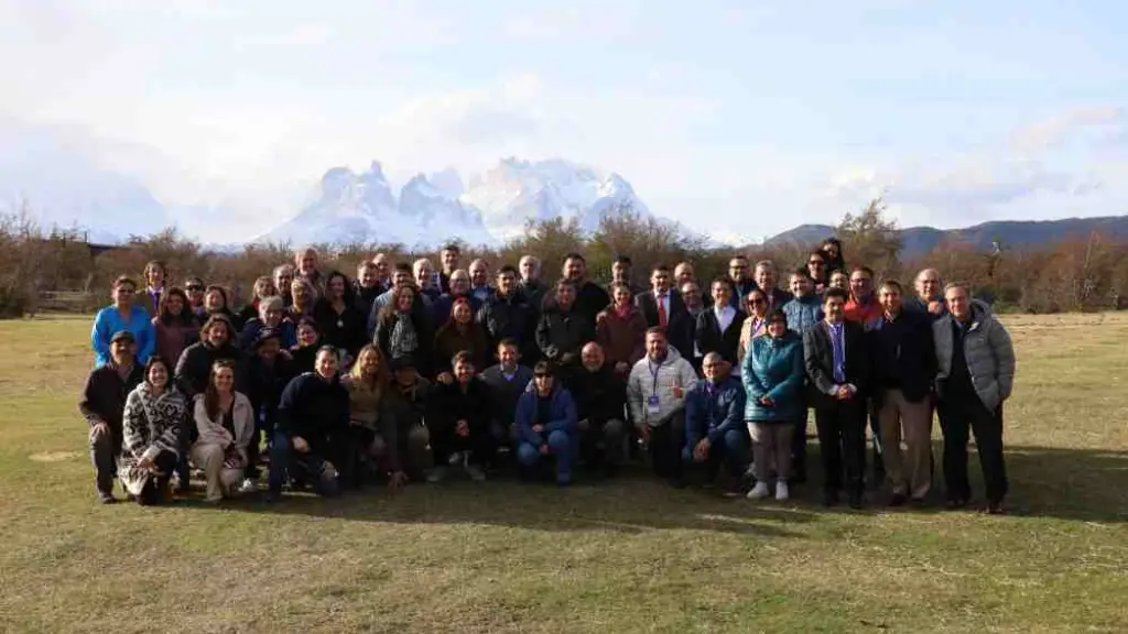 En representación de Empresa Periodística Biobío participaron en el encuentro el gerente general, Guido Rodríguez, y la directora de La Tribuna, Claudia Fuentes., ANP