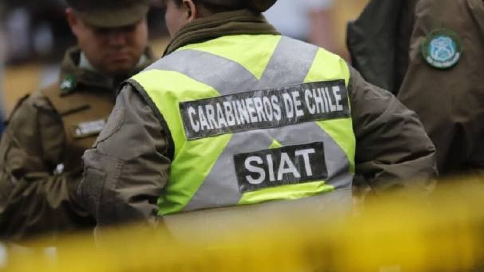 Dos personas fallecen y tres resultan lesionadas tras accidente de tránsito en Los Ángeles