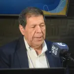 El jefe comunal de Tucapel, además, criticó la falta de vocación descentralizadora del Gobierno.