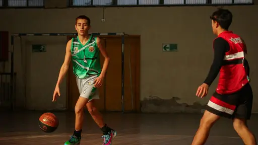Nacimentano marca un nuevo hito al convertirse en el primer basquetbolista local seleccionado regional