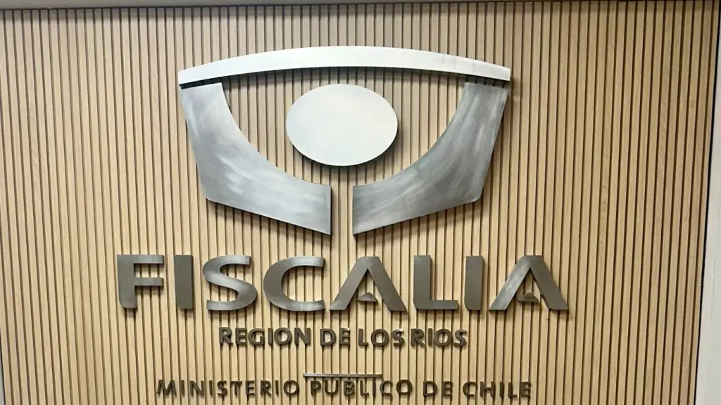 Fiscalía de Los Ríos investiga agresión con arma blanca entre niños de 13 años en escuela de Futrono, Ministerio Público