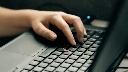 Henry Comber Sigall en la trama de la revolución tecnológica del seguro