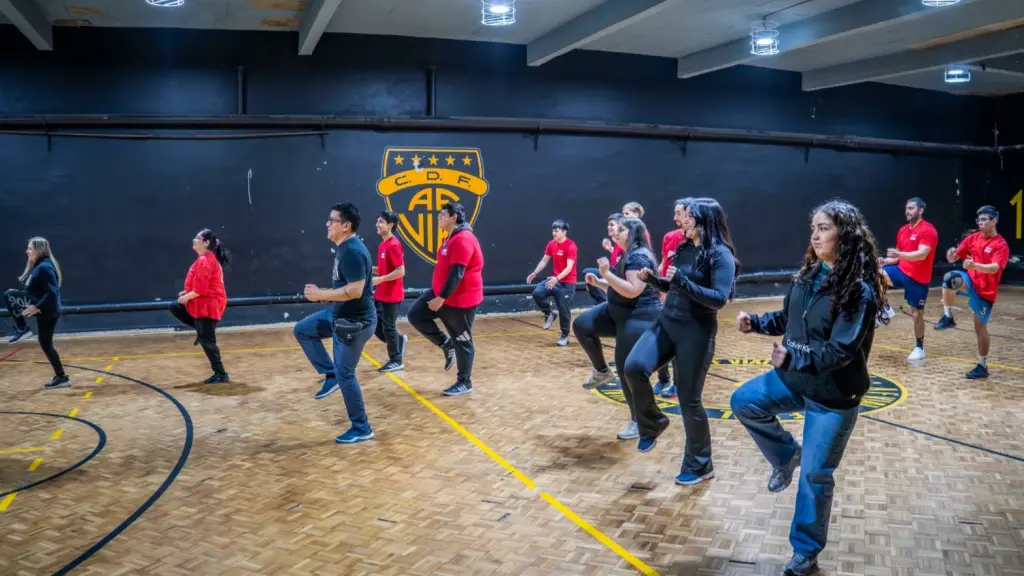 Entre las actividades deportivas programadas destacan encuentros de baby fútbol, tenis de mesa y baile entretenido, entre otras., Seremi de Salud Biobío