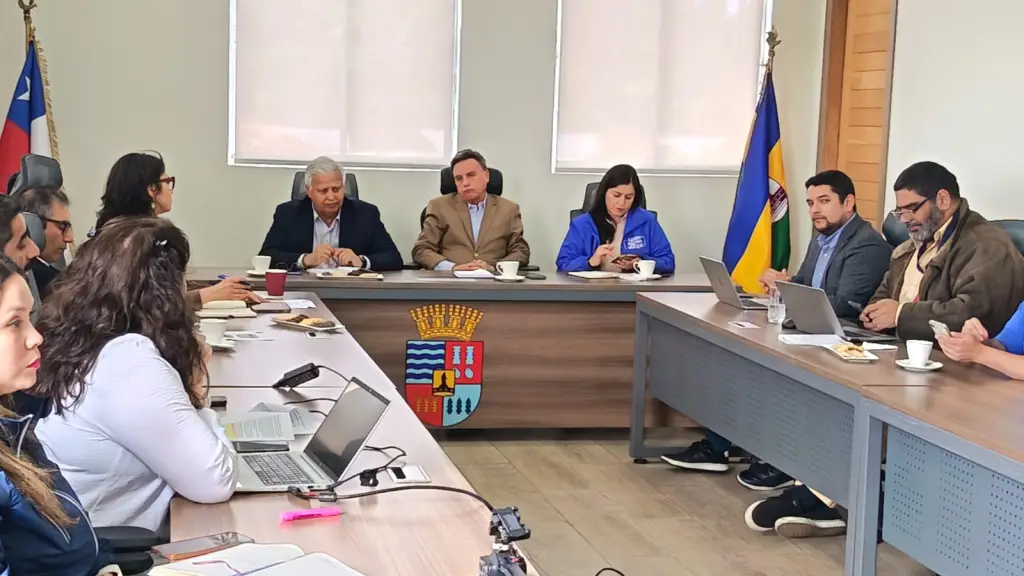 Reunión con autoridades en Mulchén., Cedida