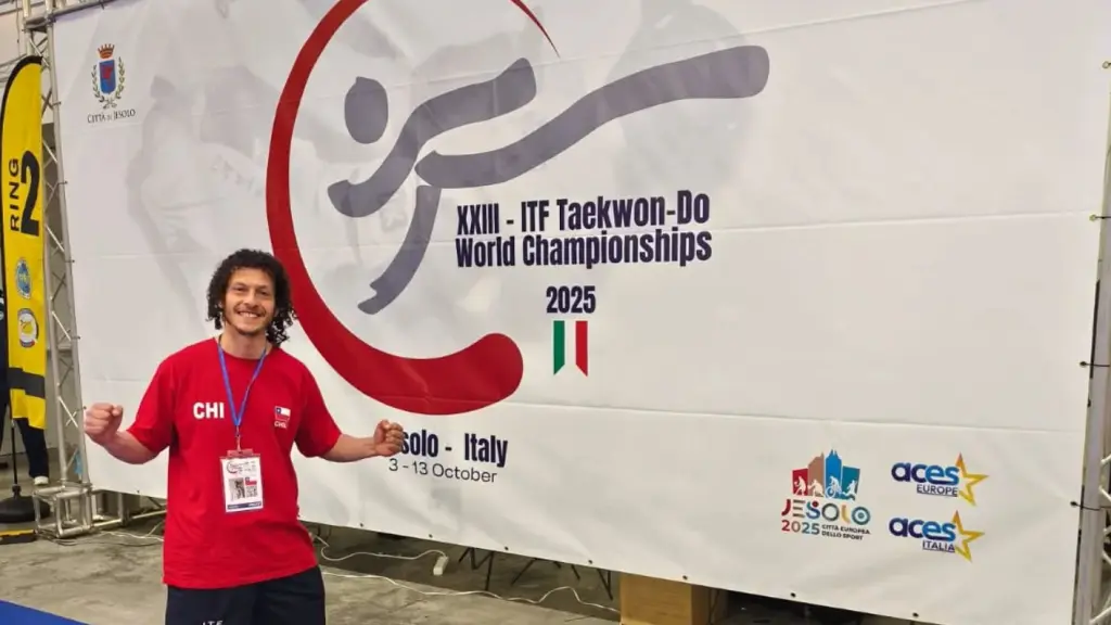 Carlos Pavez compitió en la categoría hasta 71 kilos y enfrentó al actual campeón mundial. El angelino fue el único representante del sur de Chile en la delegación nacional, La Tribuna