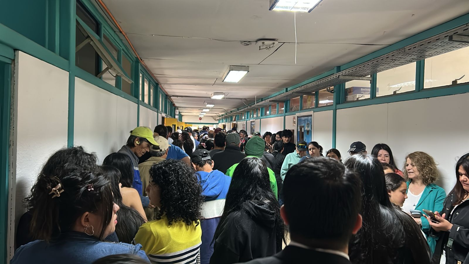 Liceo Municipal Santa Fe / Diario La Tribuna