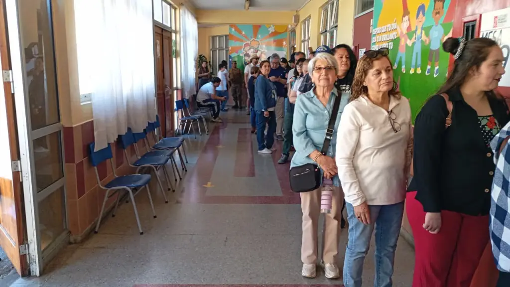 Fila 2 Nieves Vasquez | La Tribuna