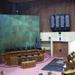 Servel identifica 13 partidos que podrían desaparecer tras incumplir criterios electorales y regionales