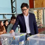 Electo diputado Patricio Pinilla votando en Los Ángeles, Cedida