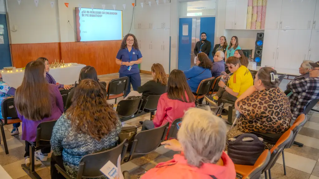 Dia Mundial de la Diabetes en CESFAM Nuevo Horizonte , DCS Los Ángeles