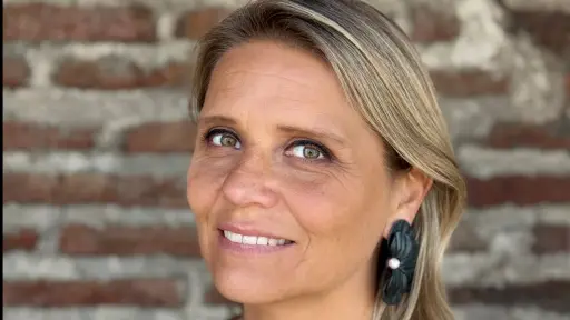 Marianne Schmidt: la periodista angelina que conquista con distintos roles la televisión nacional