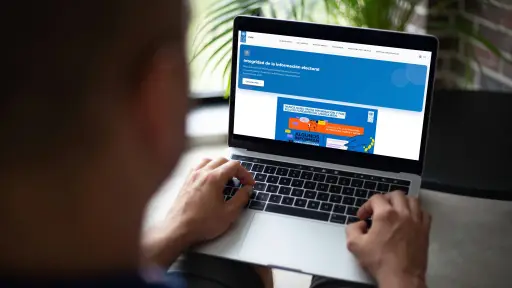 Violencia alcanza el 74% de la conversación digital: PNUD lanza campaña integral contra la desinformación