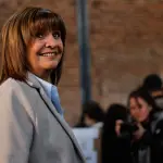 Fotografía de archivo de la ministra de Seguridad Nacional de Argentina, Patricia Bullrich, durante un acto público, en Buenos Aires (Argentina),  EFE/Juan Ignacio Roncoroni
